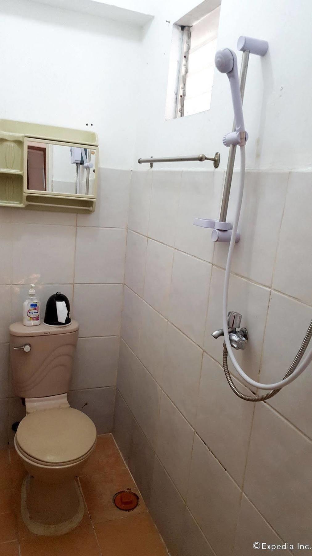 Oyo 859 City Stay Inns Pasong Tamo Макати Экстерьер фото